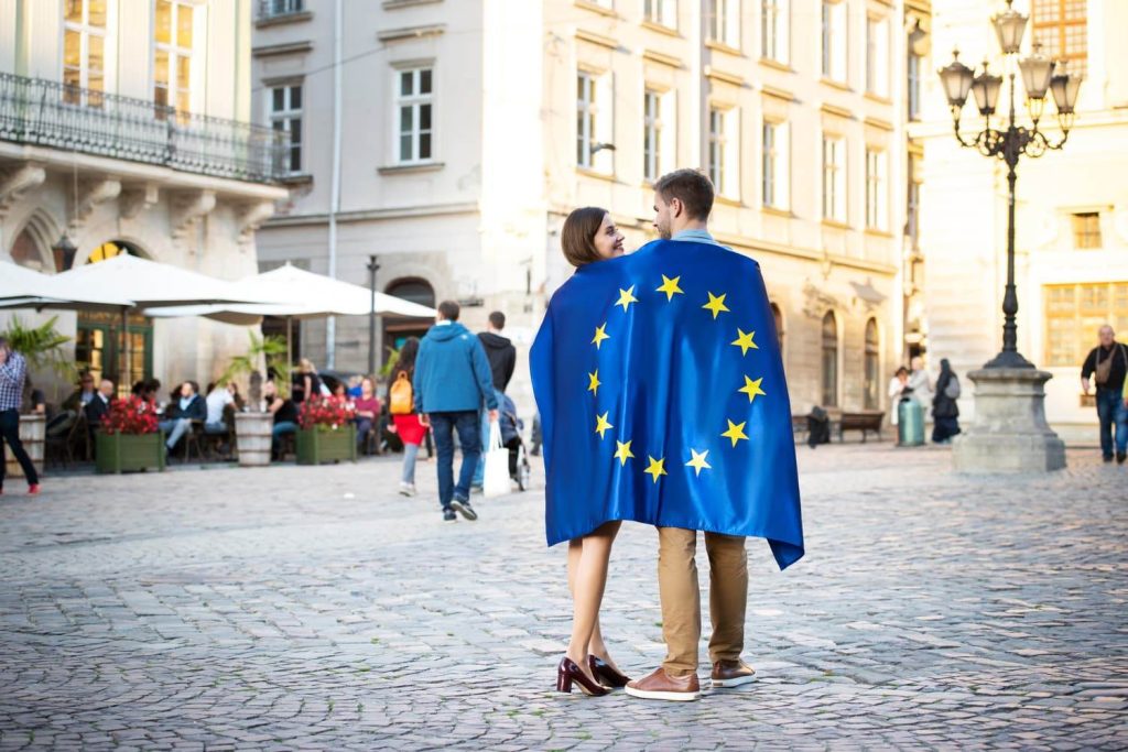 Règlement IA de l’UE : 6 impacts cruciaux pour la transformation numérique des PME en 2025